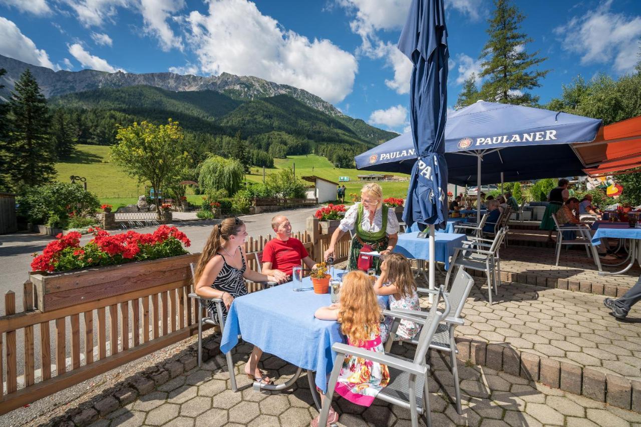 Hotel-Restaurant Forellenhof Puchberg am Schneeberg Eksteriør bilde