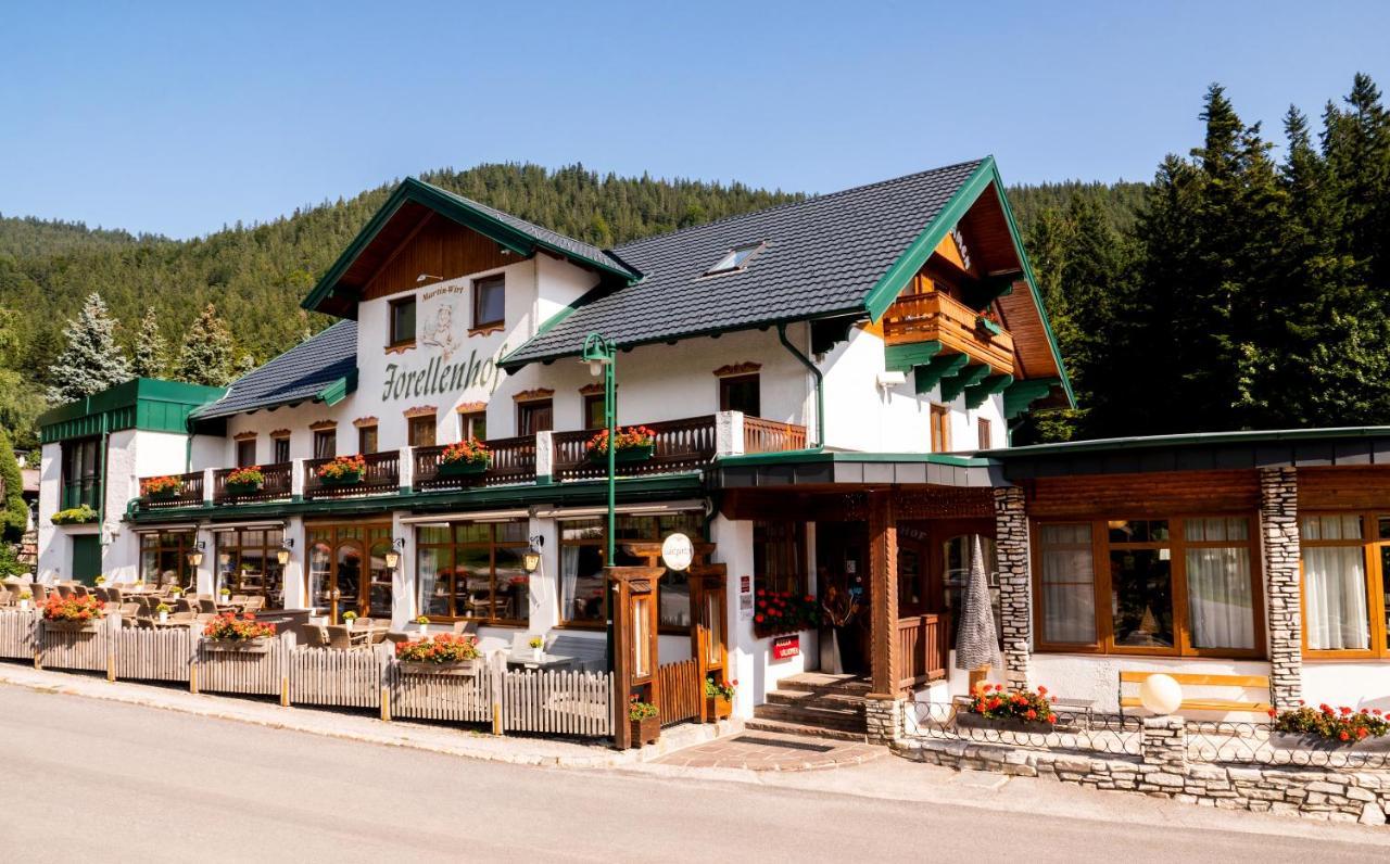 Hotel-Restaurant Forellenhof Puchberg am Schneeberg Eksteriør bilde